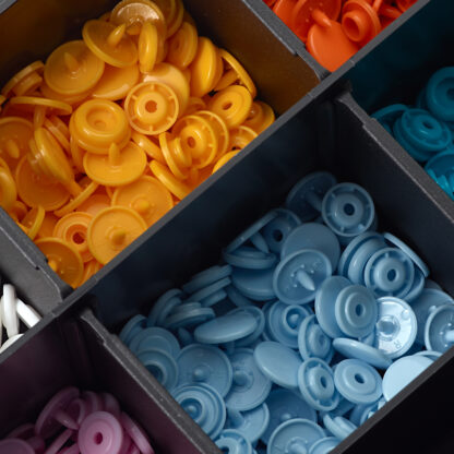 Prym Color snaps drukknopen 12,4mm met gereedschap en bewaarkoffer - 300stuks - Afbeelding 4