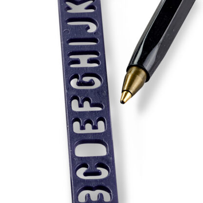 Prym wasmarkeerset met strijkbaarband, pen en beletteringstencils - Afbeelding 3